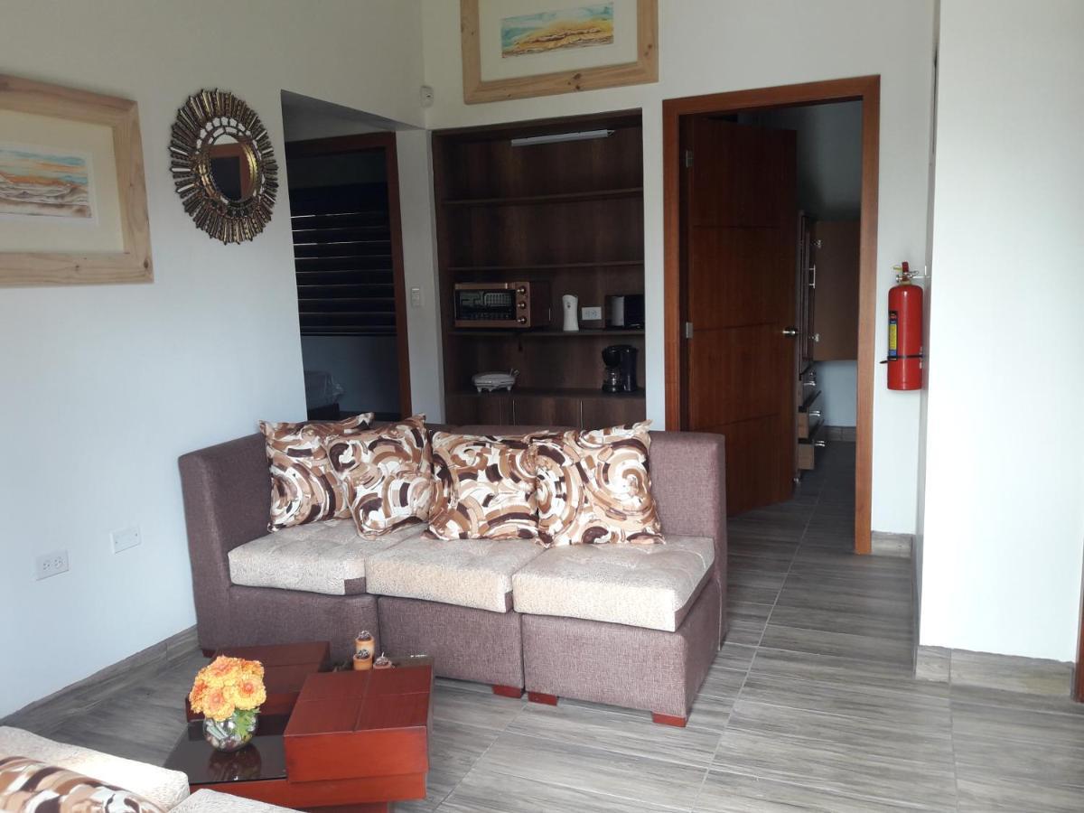 Quinta La Gardenia Hotel Puembo ภายนอก รูปภาพ
